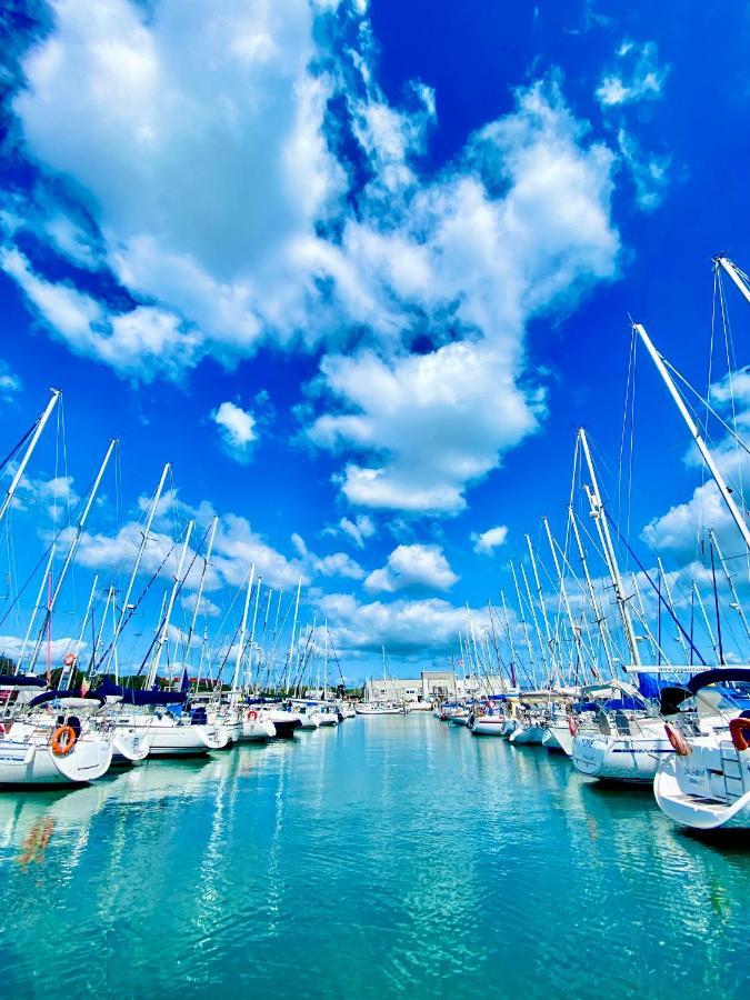 Stay In A Boat - Lisboa Exterior foto